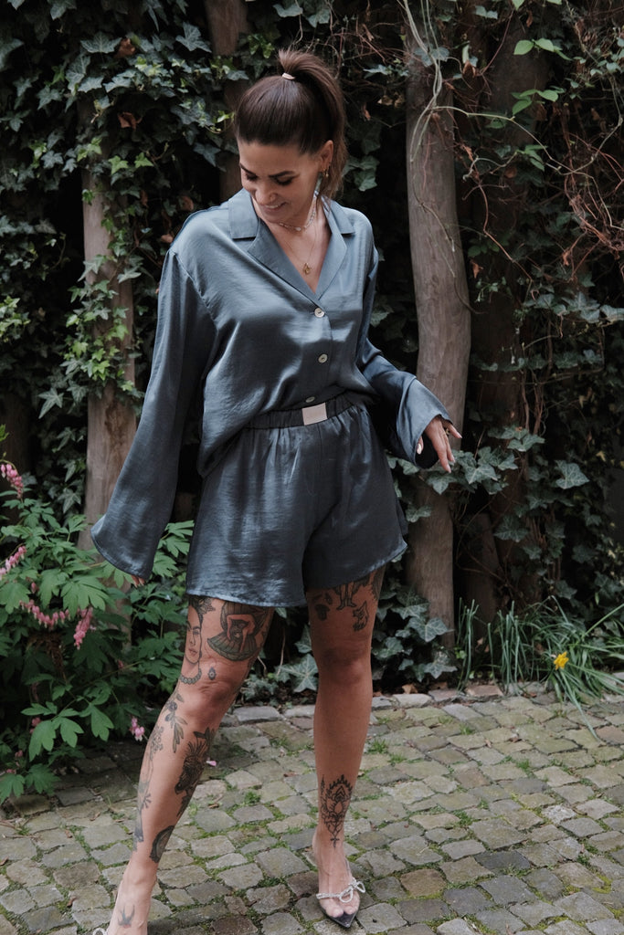 Silky Shorts Hertha Mauersegler