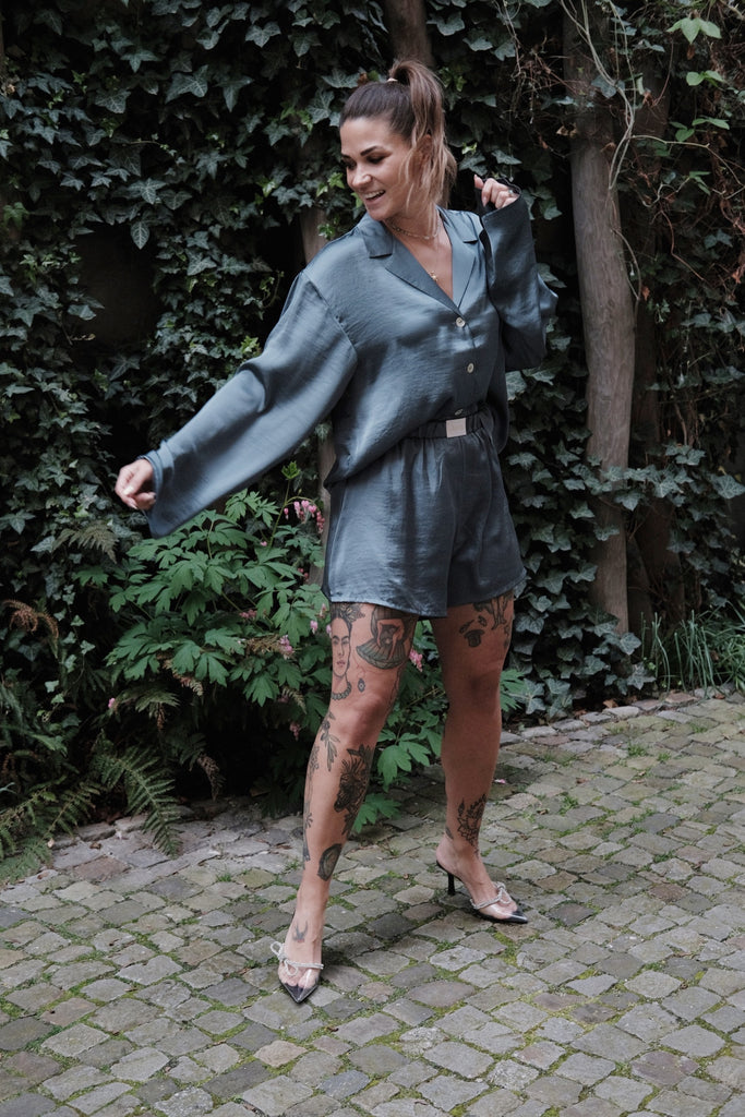 Silky Shorts Hertha Mauersegler